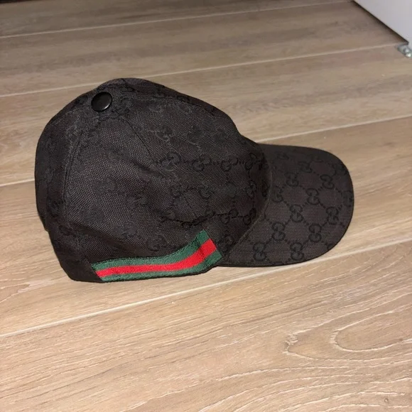 Gucci GG Canvas Baseball Hat - Picture 4 of 9